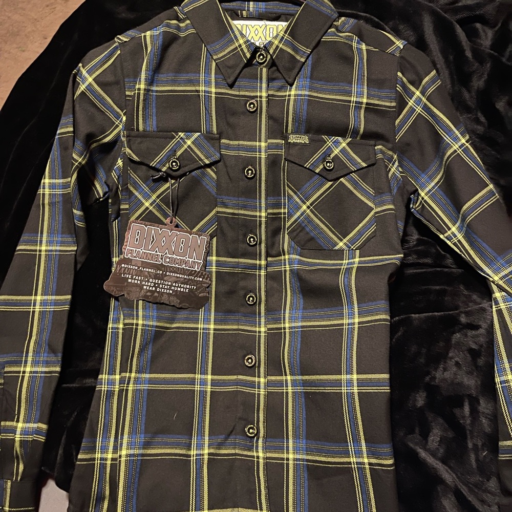 Dixxon infectious grooves womens flannel size small brand new never worn!